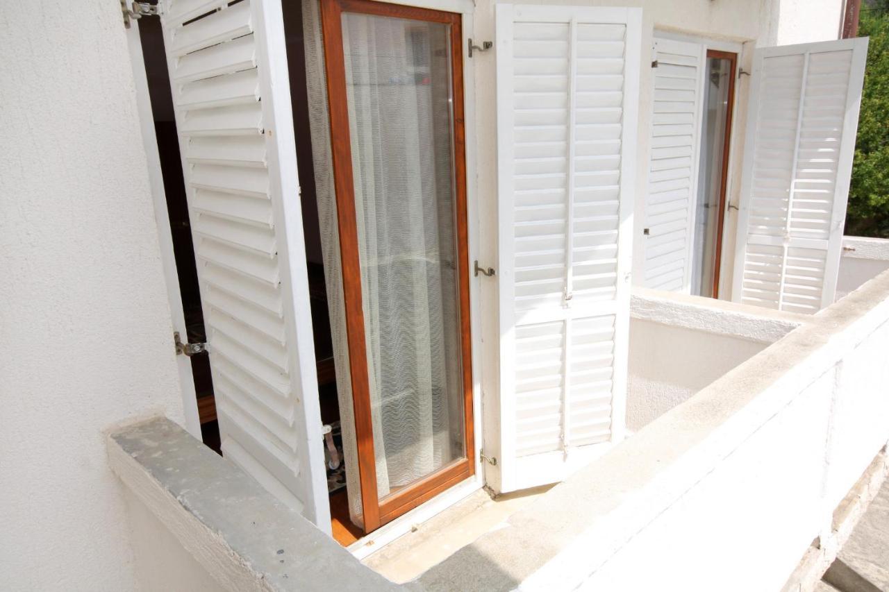 Apartments With A Parking Space Kampor, Rab - 5032 Εξωτερικό φωτογραφία