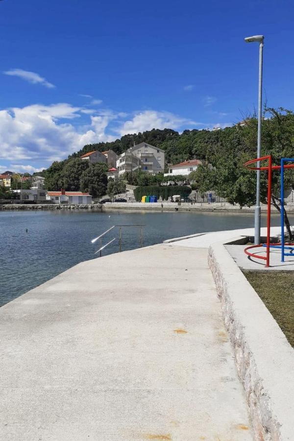 Apartments With A Parking Space Kampor, Rab - 5032 Εξωτερικό φωτογραφία